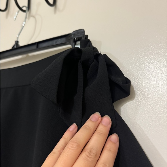 Express hi-lo asymmetrical skirt - Picture 3 of 3